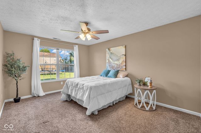 868 Seabreeze Drive, Avon, IN 46123