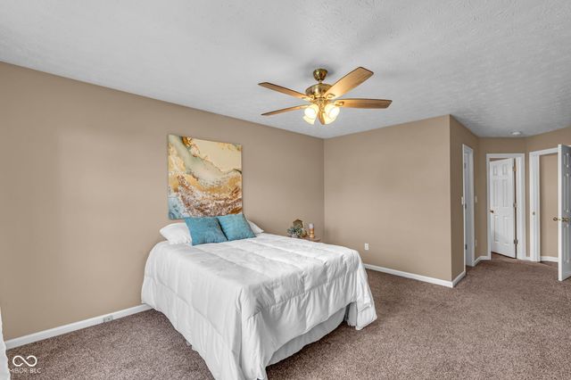 868 Seabreeze Drive, Avon, IN 46123