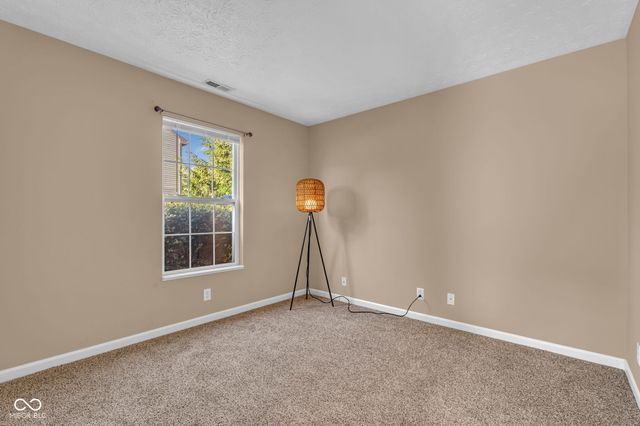 868 Seabreeze Drive, Avon, IN 46123