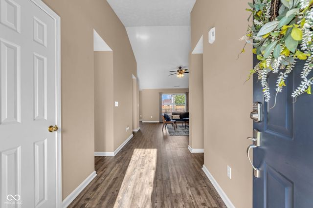868 Seabreeze Drive, Avon, IN 46123