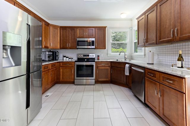 9113 Walking Stick Trail, Raleigh, NC 27615