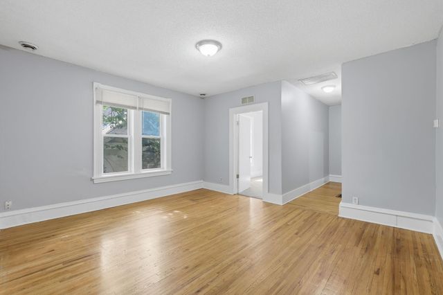 1318 18th Avenue N, Minneapolis, MN 55411