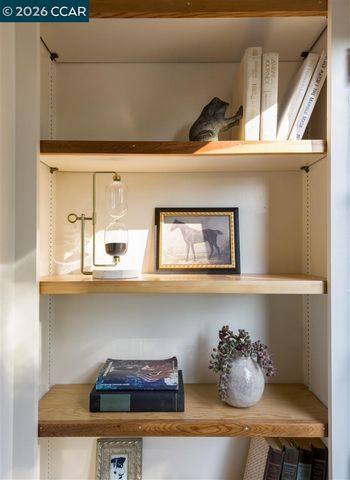 1239 Geneva St, Glendale, CA 91207