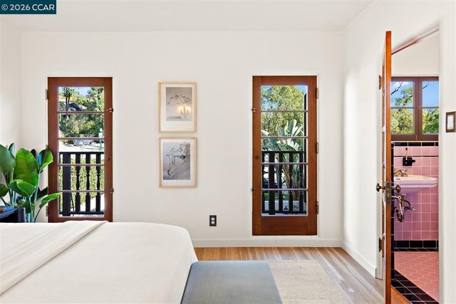 1239 Geneva St, Glendale, CA 91207