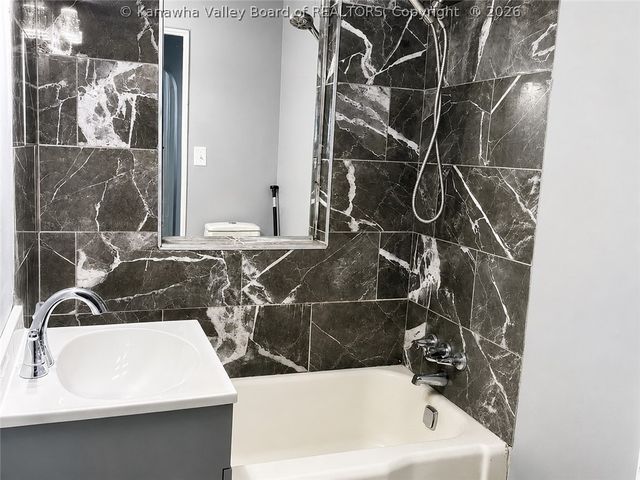1303 Fletcher Avenue, Dunbar, WV 25064