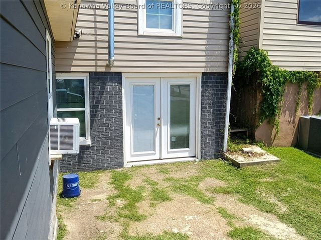 1303 Fletcher Avenue, Dunbar, WV 25064
