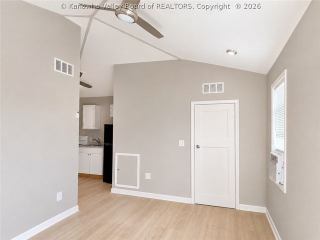 1303 Fletcher Avenue, Dunbar, WV 25064