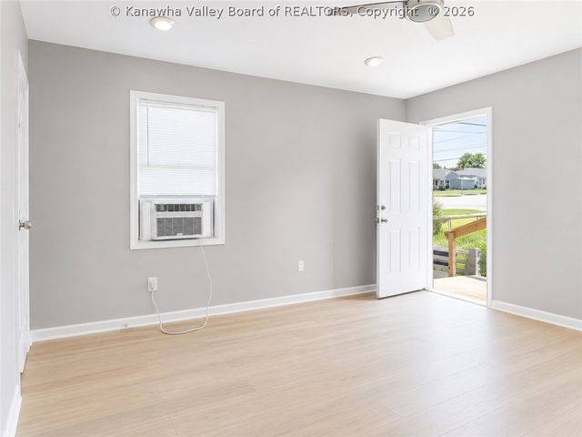 1303 Fletcher Avenue, Dunbar, WV 25064