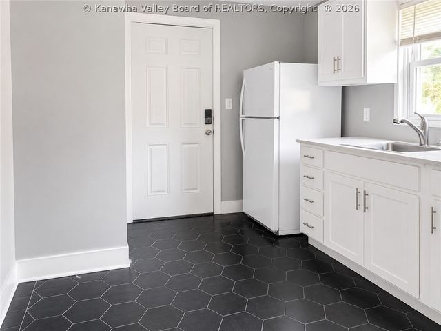 1303 Fletcher Avenue, Dunbar, WV 25064