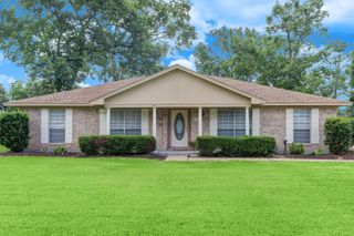 416 That Way Street, Lake Jackson, TX 77566