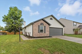 1664 Sweetwater Lane, Greenfield, IN 46140