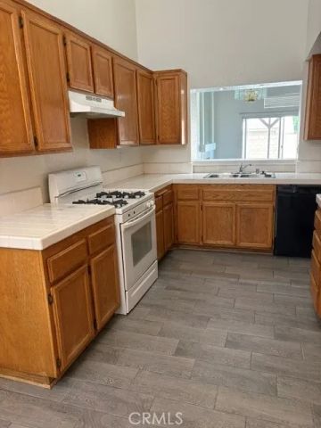 14861 Ann Drive, Victorville, CA 92394