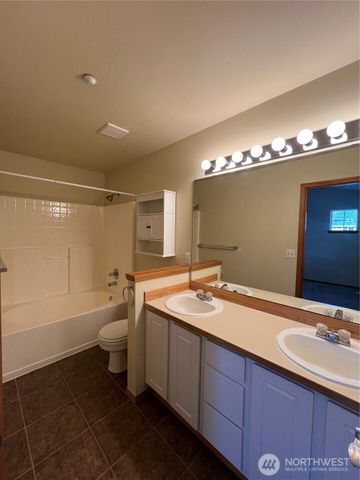 2285 McDonald Avenue, Dupont, WA 98327