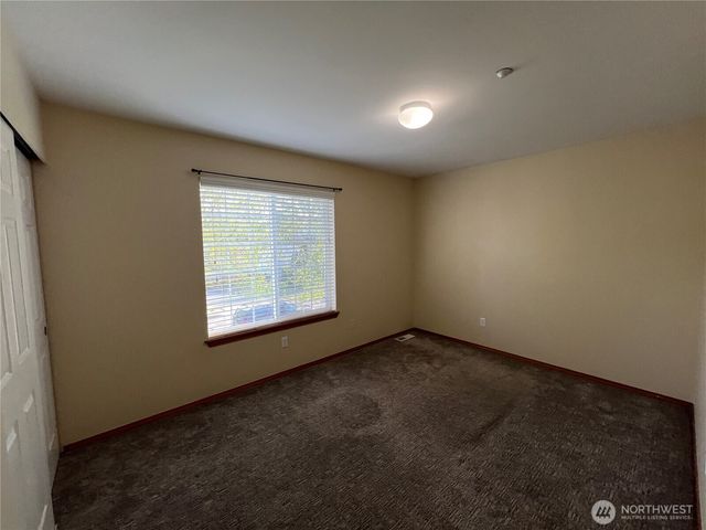 2285 McDonald Avenue, Dupont, WA 98327