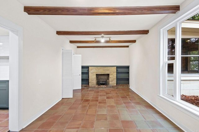 111 N 1st Street, Benton, AR 72015