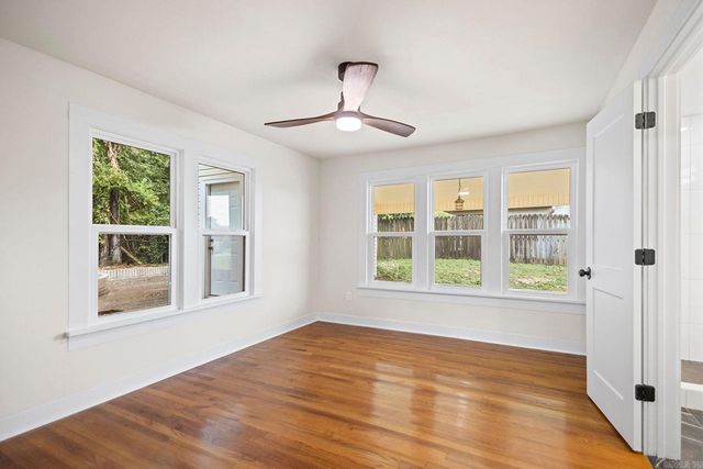 111 N 1st Street, Benton, AR 72015