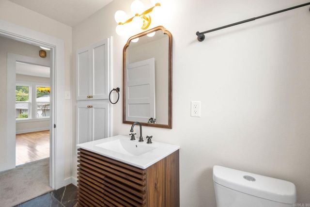 111 N 1st Street, Benton, AR 72015