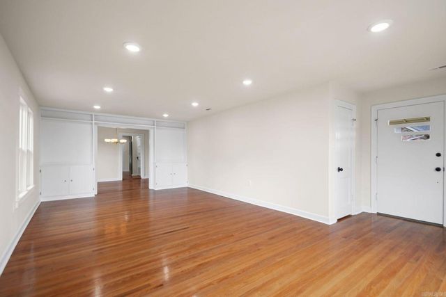 111 N 1st Street, Benton, AR 72015