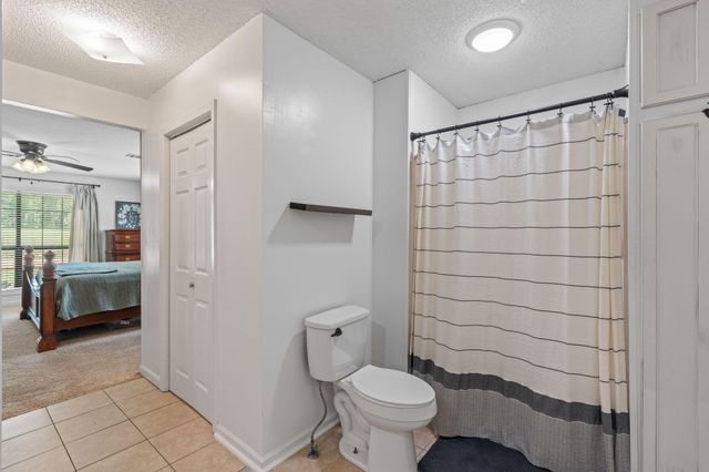 4 White, Sumrall, MS 39482
