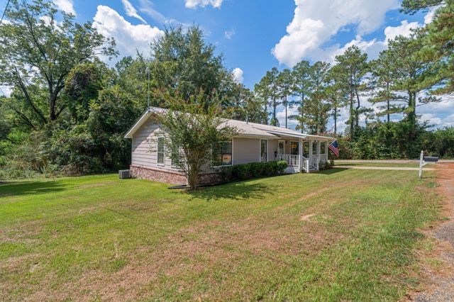 4 White, Sumrall, MS 39482