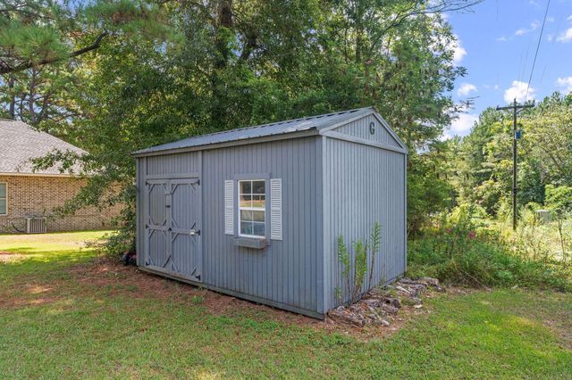 4 White, Sumrall, MS 39482