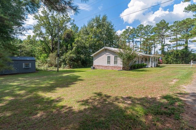 4 White, Sumrall, MS 39482