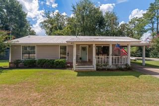 4 White, Sumrall, MS 39482