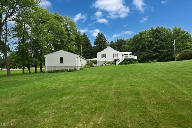 7060 Manchester Road, New Franklin, OH 44614