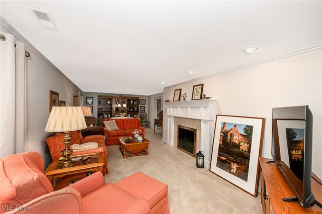 7060 Manchester Road, New Franklin, OH 44614