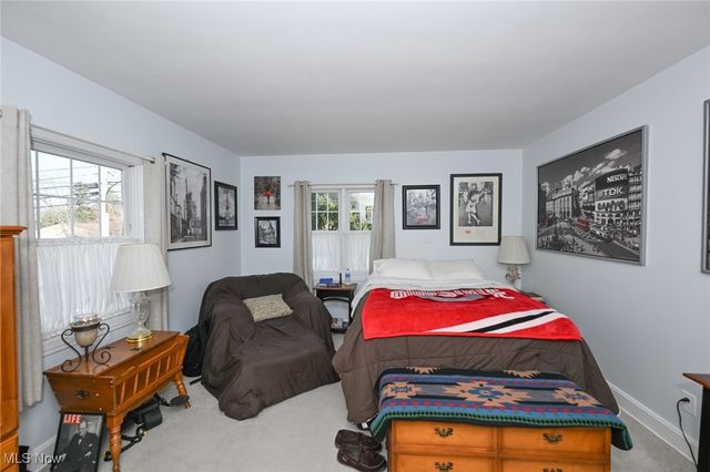 7060 Manchester Road, New Franklin, OH 44614