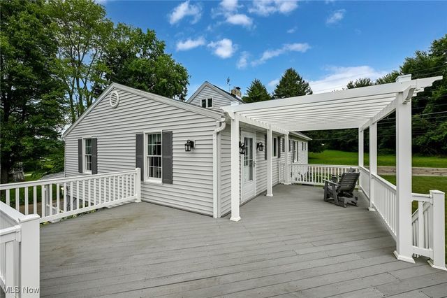 7060 Manchester Road, New Franklin, OH 44614