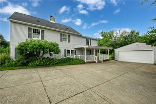 7060 Manchester Road, New Franklin, OH 44614