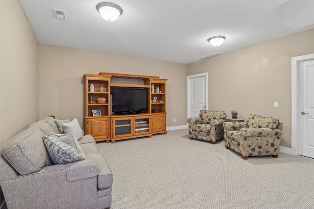 3603 NE Sadie Lane, Ankeny, IA 50021