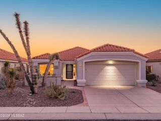 14109 N Forthcamp Court, Oro Valley, AZ 85755