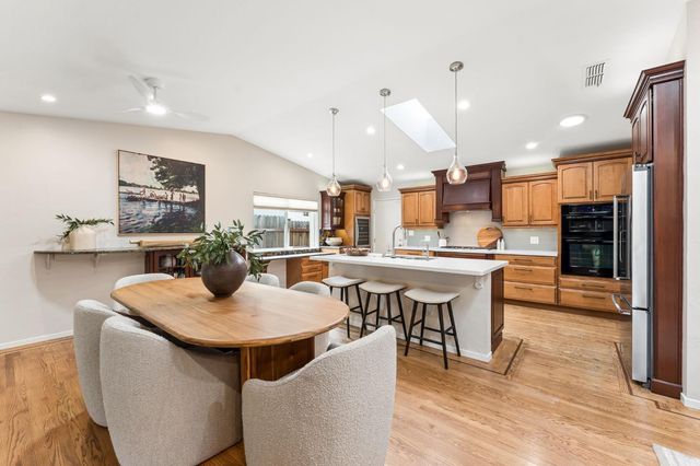 3648 Bausell St, Sacramento, CA 95821