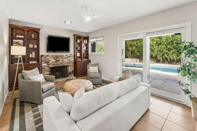 3648 Bausell St, Sacramento, CA 95821