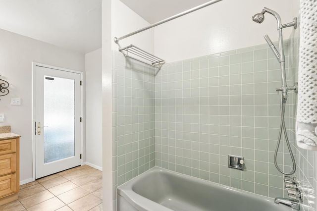 3648 Bausell St, Sacramento, CA 95821