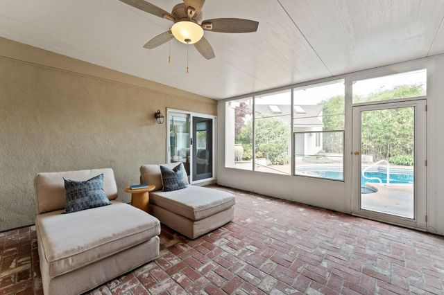 3648 Bausell St, Sacramento, CA 95821