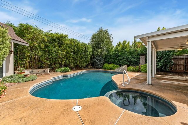 3648 Bausell St, Sacramento, CA 95821