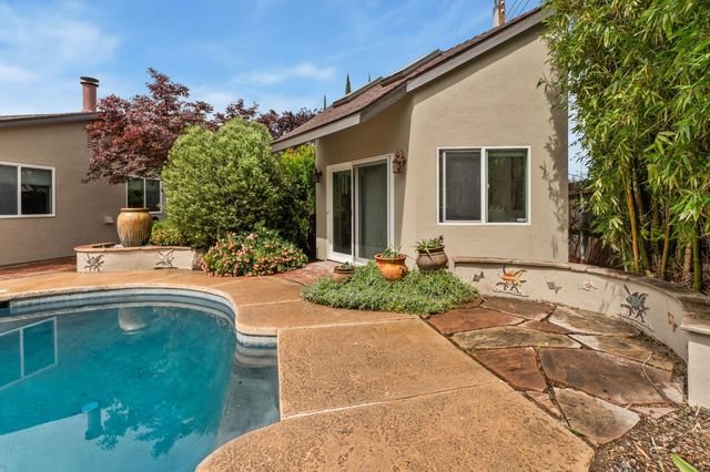 3648 Bausell St, Sacramento, CA 95821