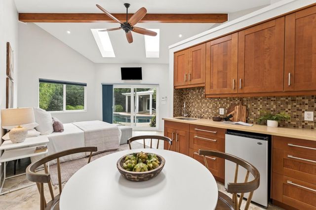 3648 Bausell St, Sacramento, CA 95821