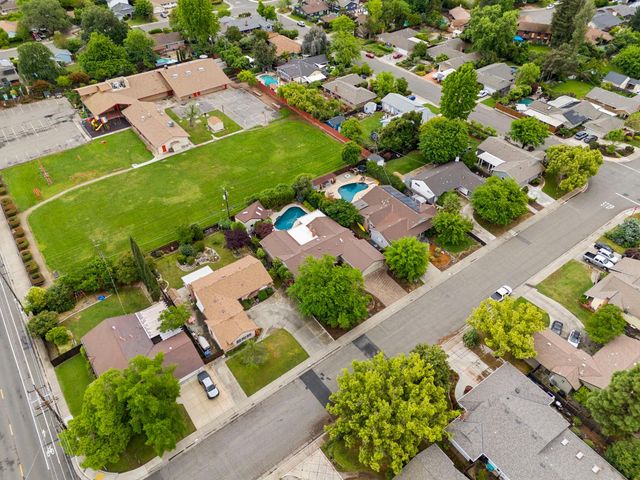 3648 Bausell St, Sacramento, CA 95821