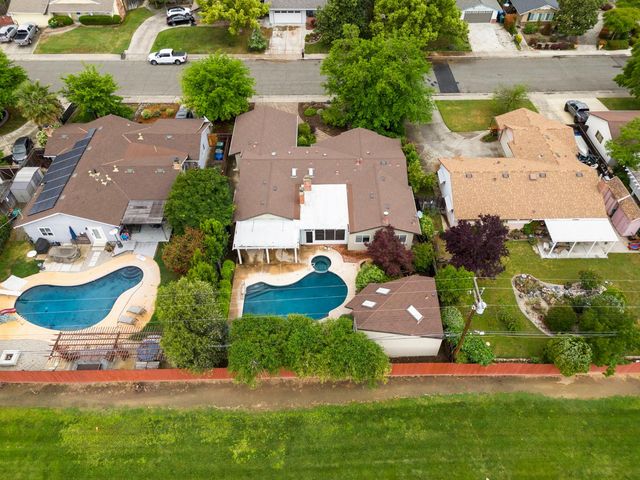 3648 Bausell St, Sacramento, CA 95821