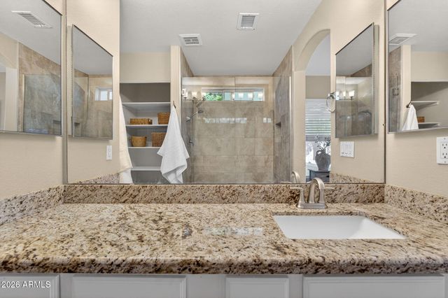 1529 S DOVE Street, Gilbert, AZ 85233