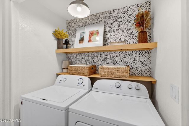 1529 S DOVE Street, Gilbert, AZ 85233