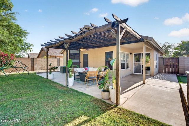 1529 S DOVE Street, Gilbert, AZ 85233