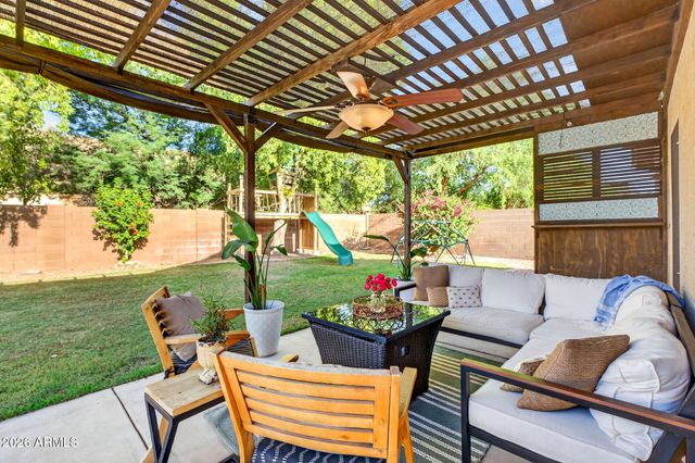 1529 S DOVE Street, Gilbert, AZ 85233