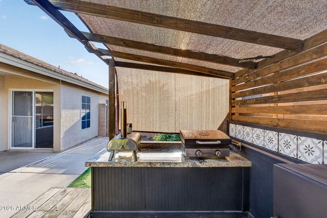 1529 S DOVE Street, Gilbert, AZ 85233