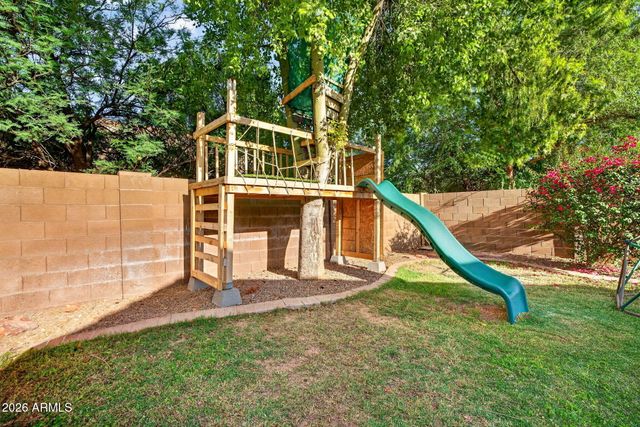 1529 S DOVE Street, Gilbert, AZ 85233