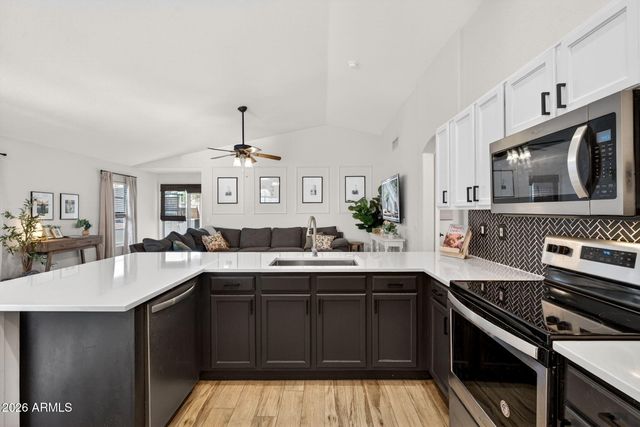 1529 S DOVE Street, Gilbert, AZ 85233